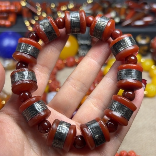 玛瑙/玉髓颈饰未镶嵌