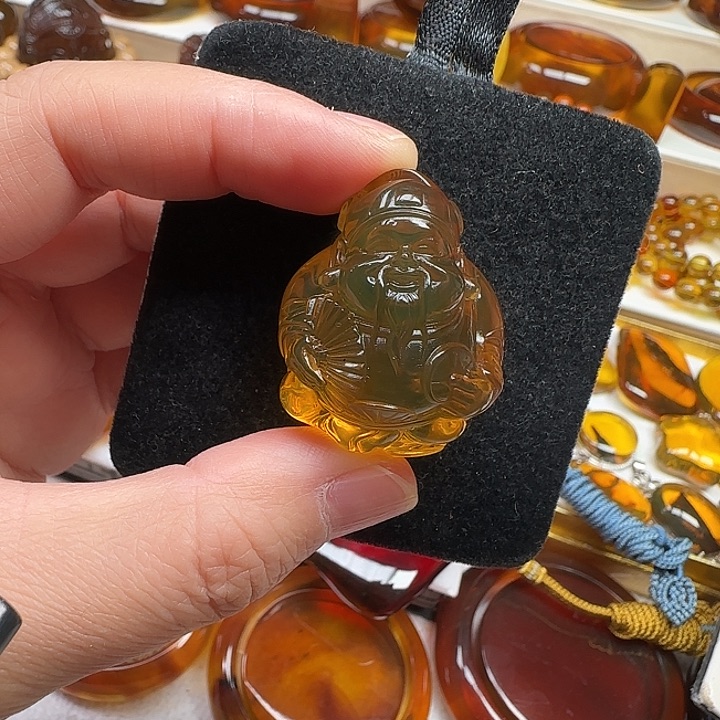 琥珀颈饰未镶嵌天然缅甸琥珀财神吊坠11.6克