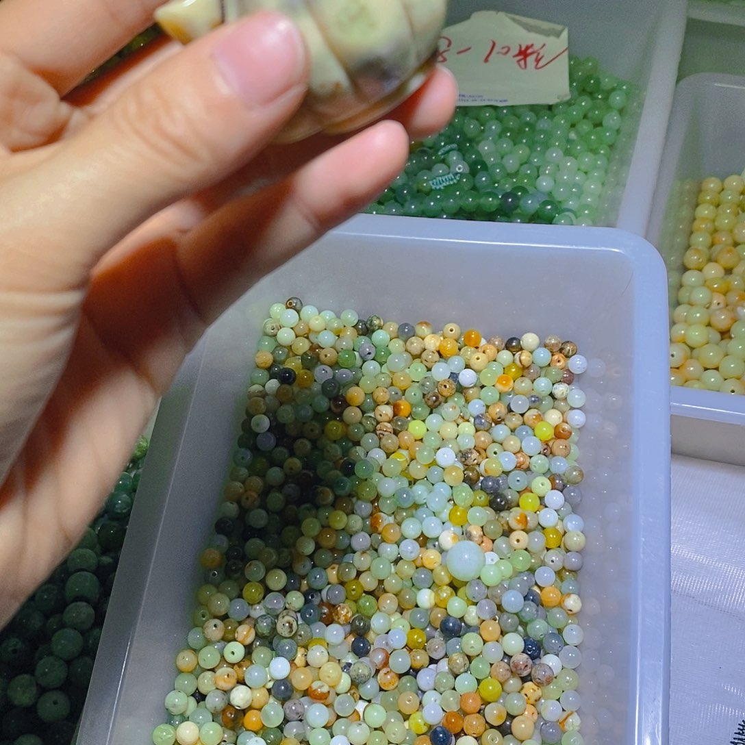 【闪购商品】蛇纹石玉其他未镶嵌160