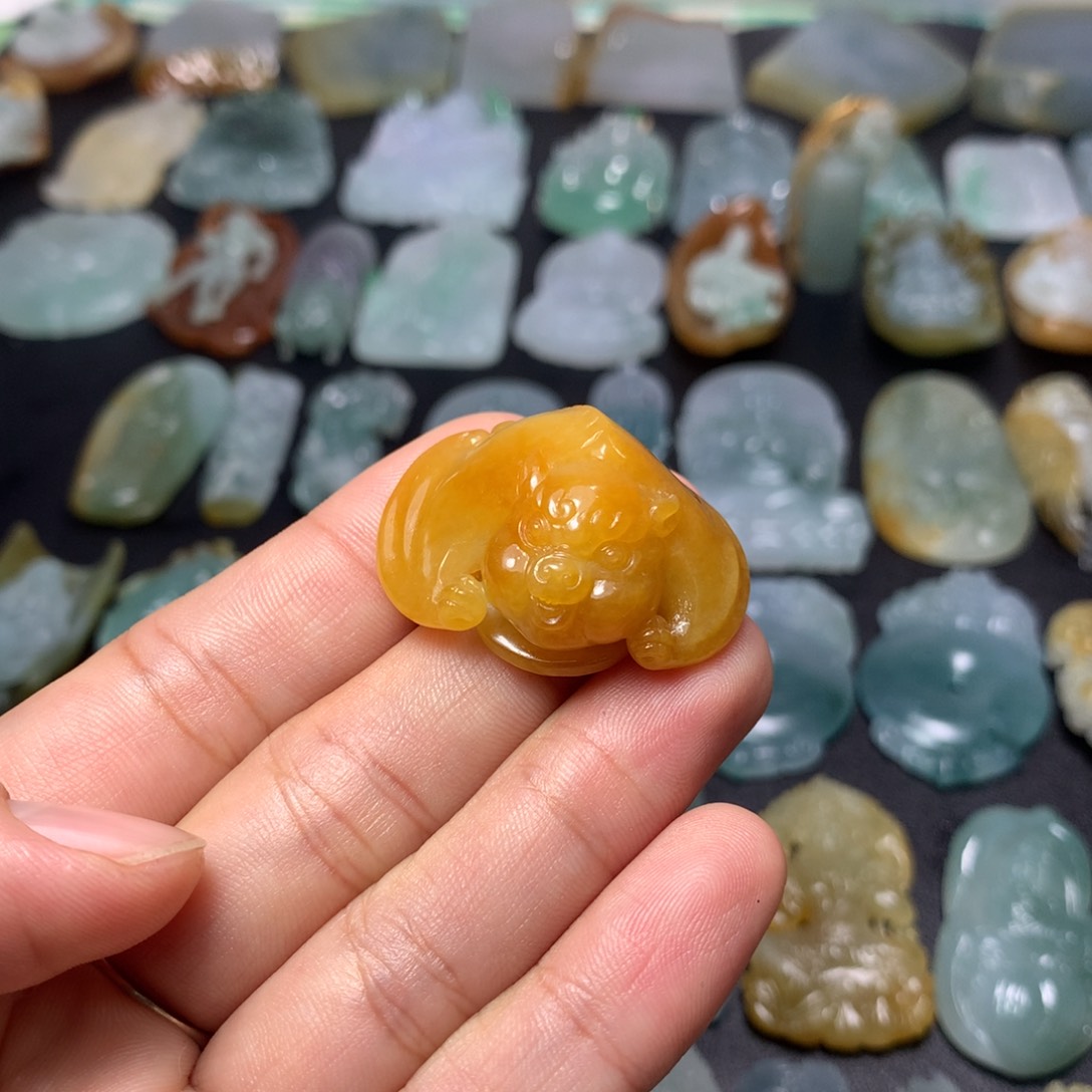 定制翡翠未镶嵌浮****m蝙蝠