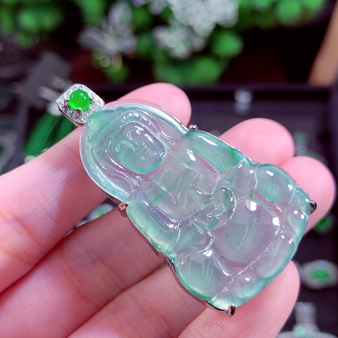 颈饰未镶嵌翡翠天然