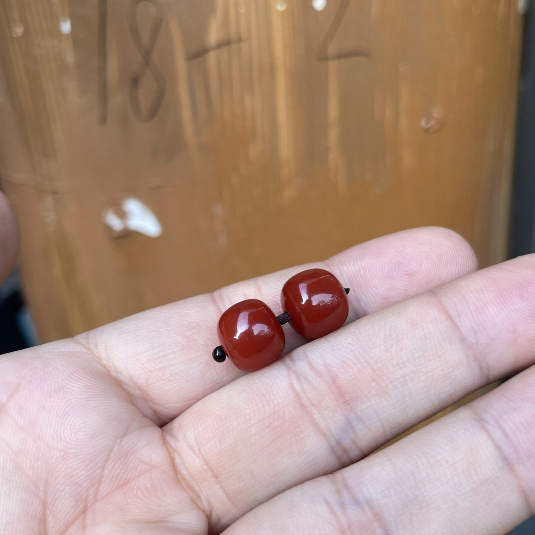 11号:福利南红（11玫锦对珠老型）