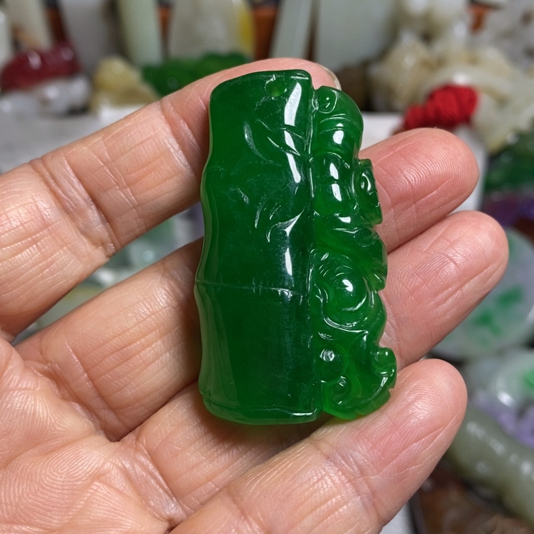 和田玉（糖玉）未镶嵌颈饰