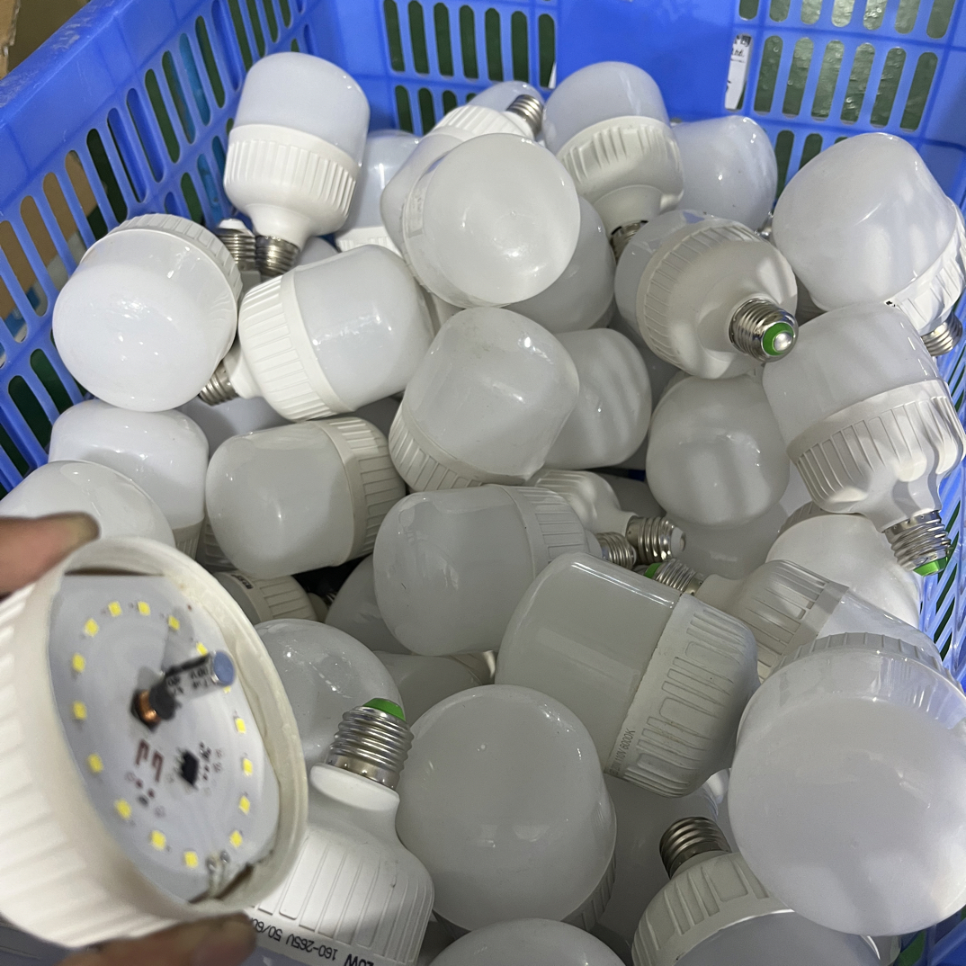 【发5只】E27球泡恒流20W白光高富帅75mm