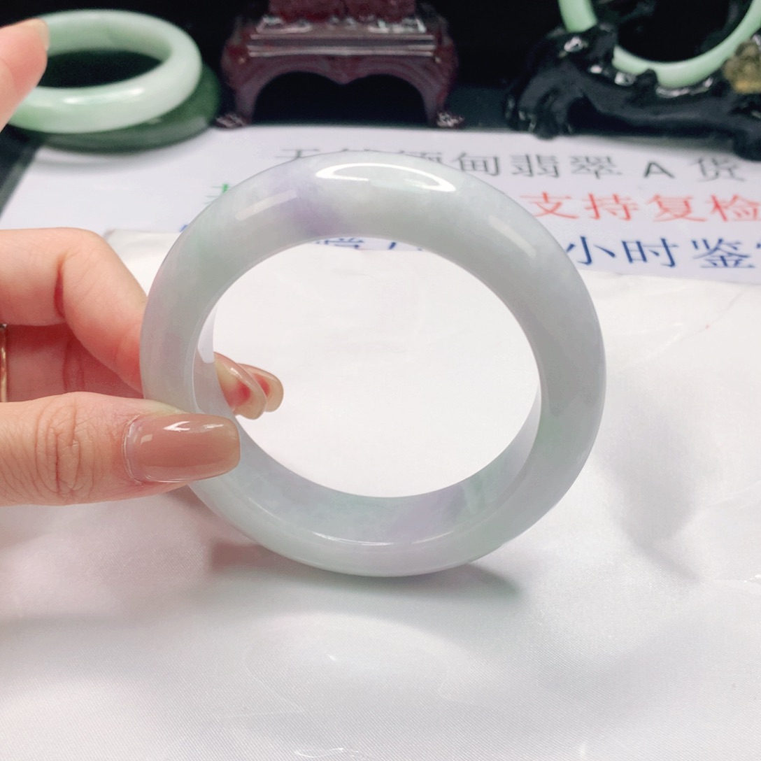 翡翠手镯未镶嵌缅甸天然A货翡翠