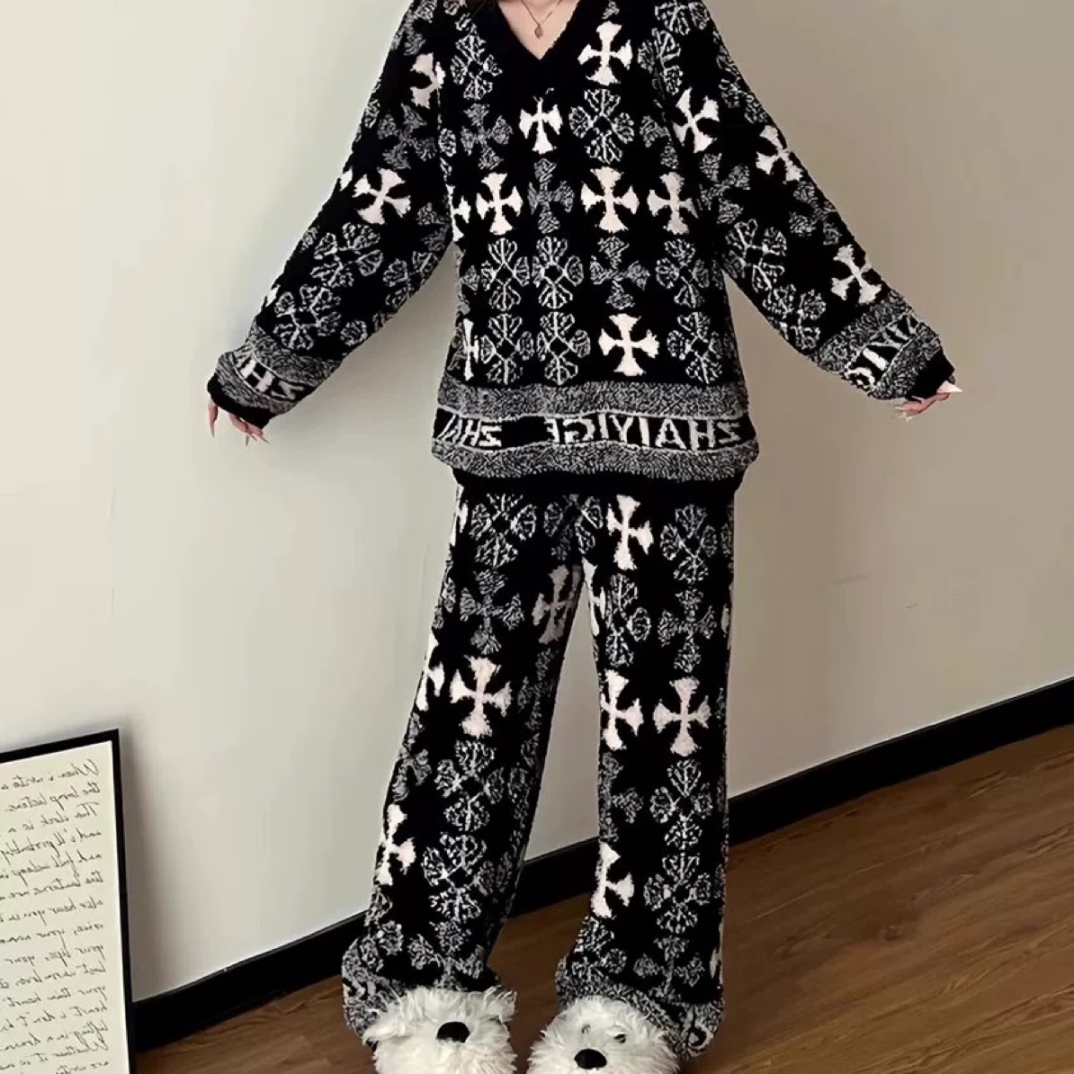 /V领半边绒/加厚舒服软绵绵休闲套装可外穿可爱睡衣