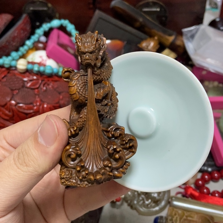 瓷片哈不会哈哈就哈哈哈就