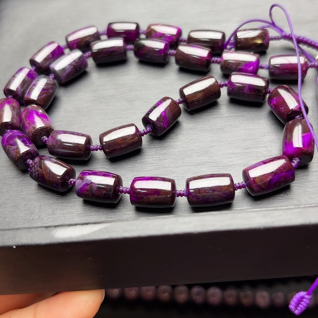 苏纪石（舒俱来）未镶嵌笔刷桃红项链