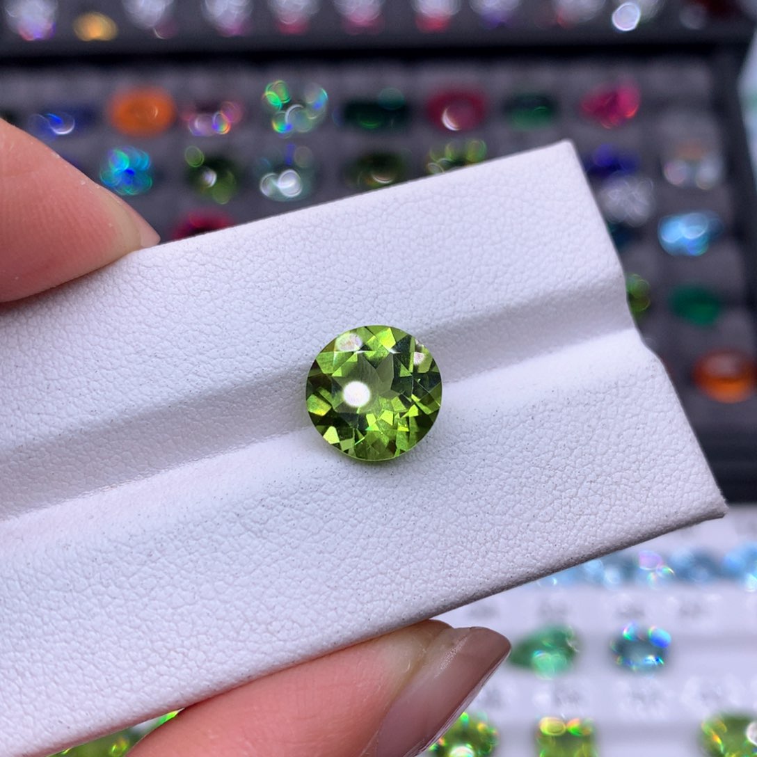 橄榄石珠宝奇石未镶嵌