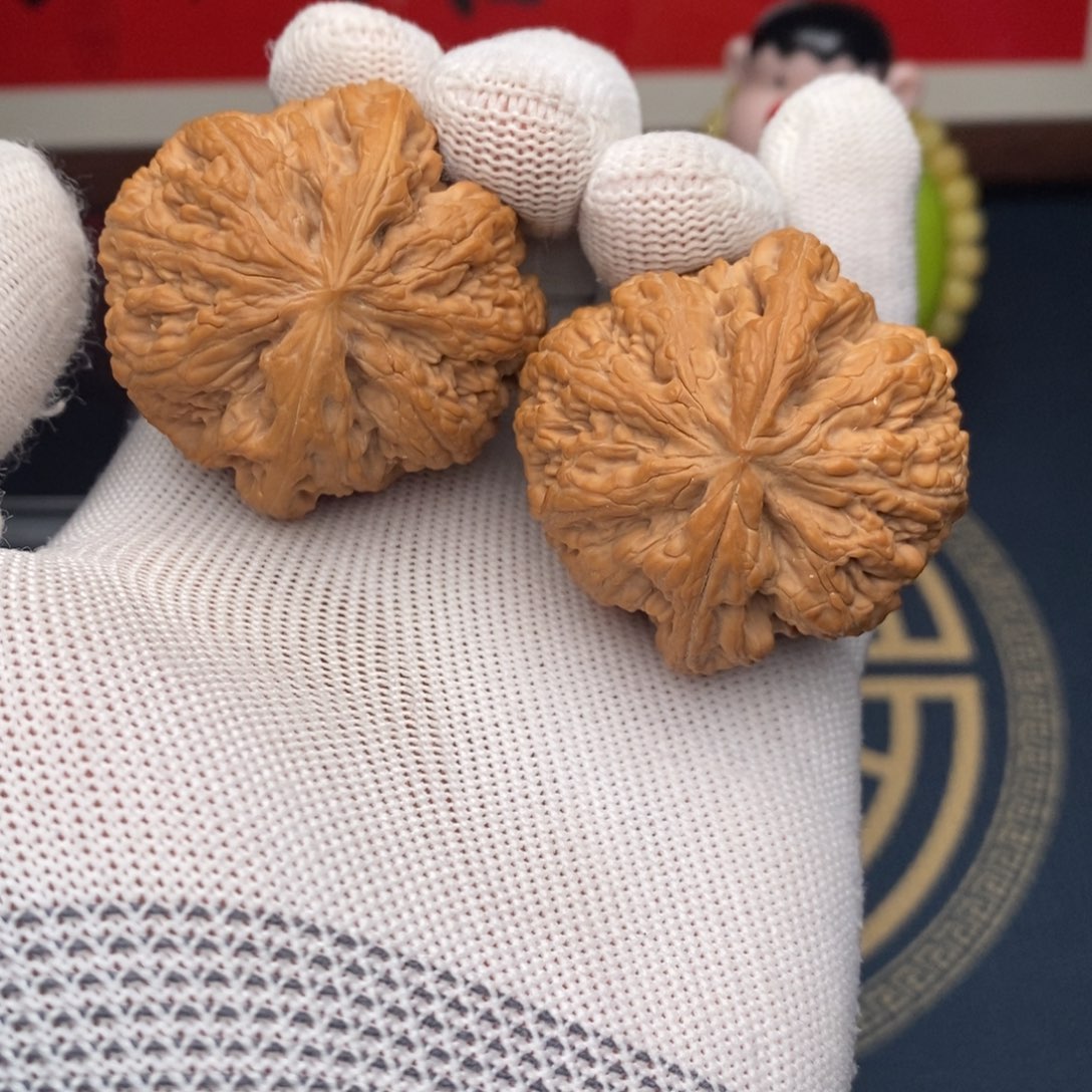 文玩核桃吊坠平谷大粗筋