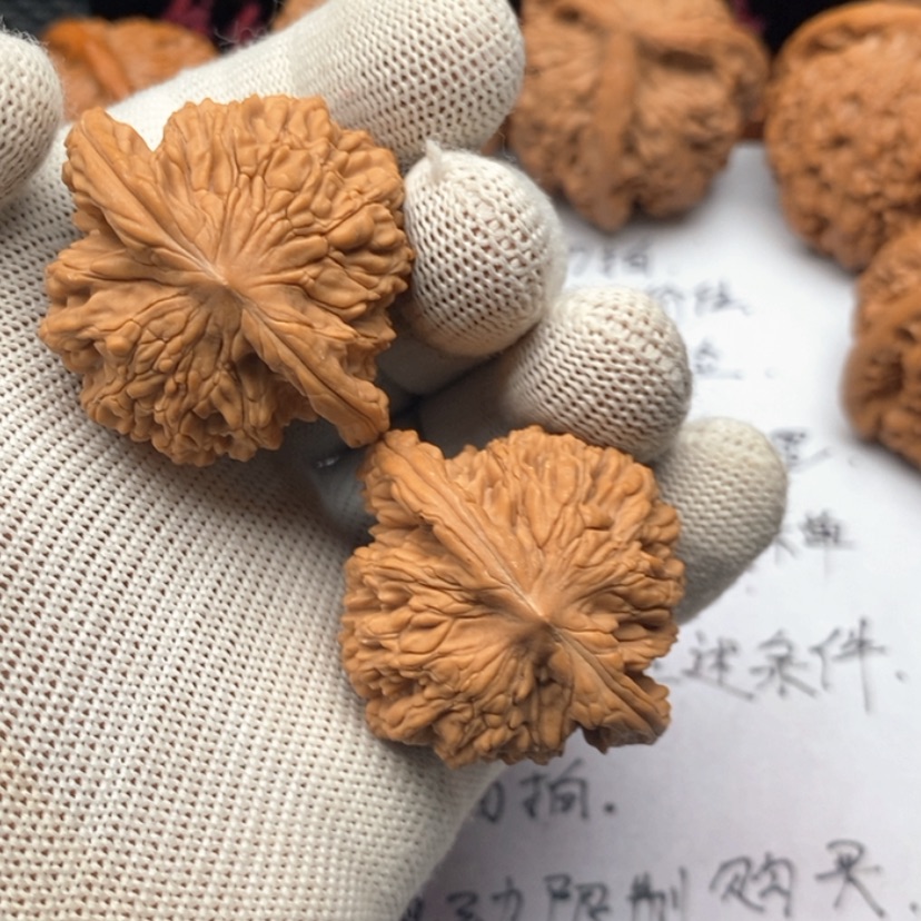 【闪购商品】把件文玩核桃42至尊虎
