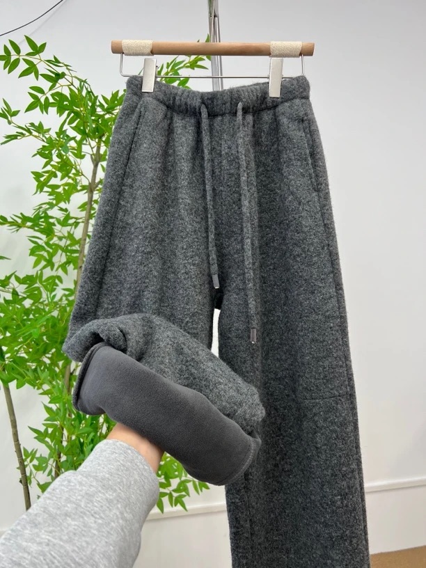 2025秋新款羊毛呢极简加绒保暖直筒显瘦柔软羊羔绒休闲裤针织KZ09
