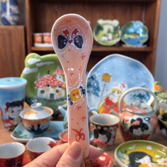 盒子景德镇釉下手绘陶瓷 