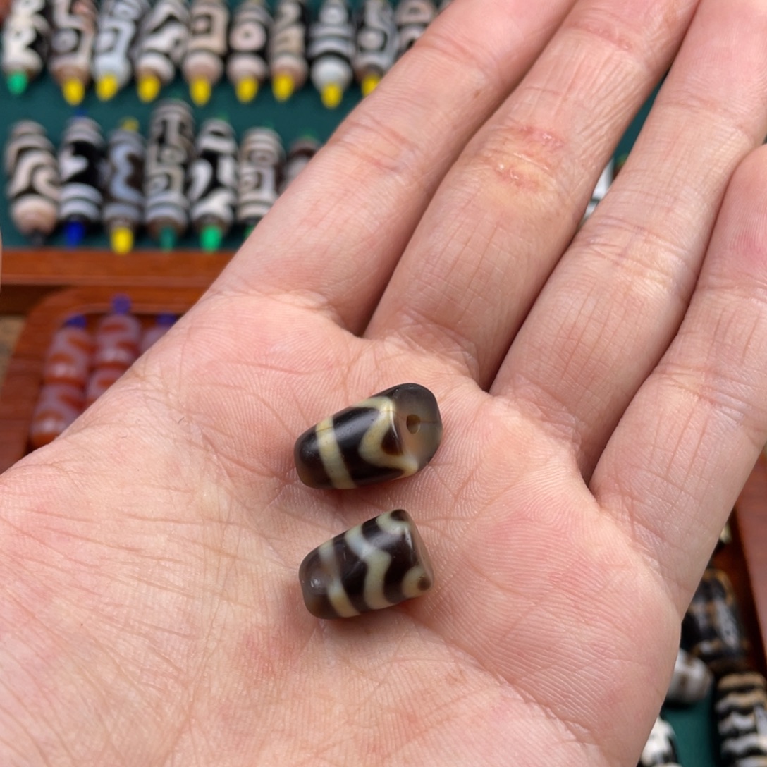 玛瑙/玉髓裸珠牙黄断珠