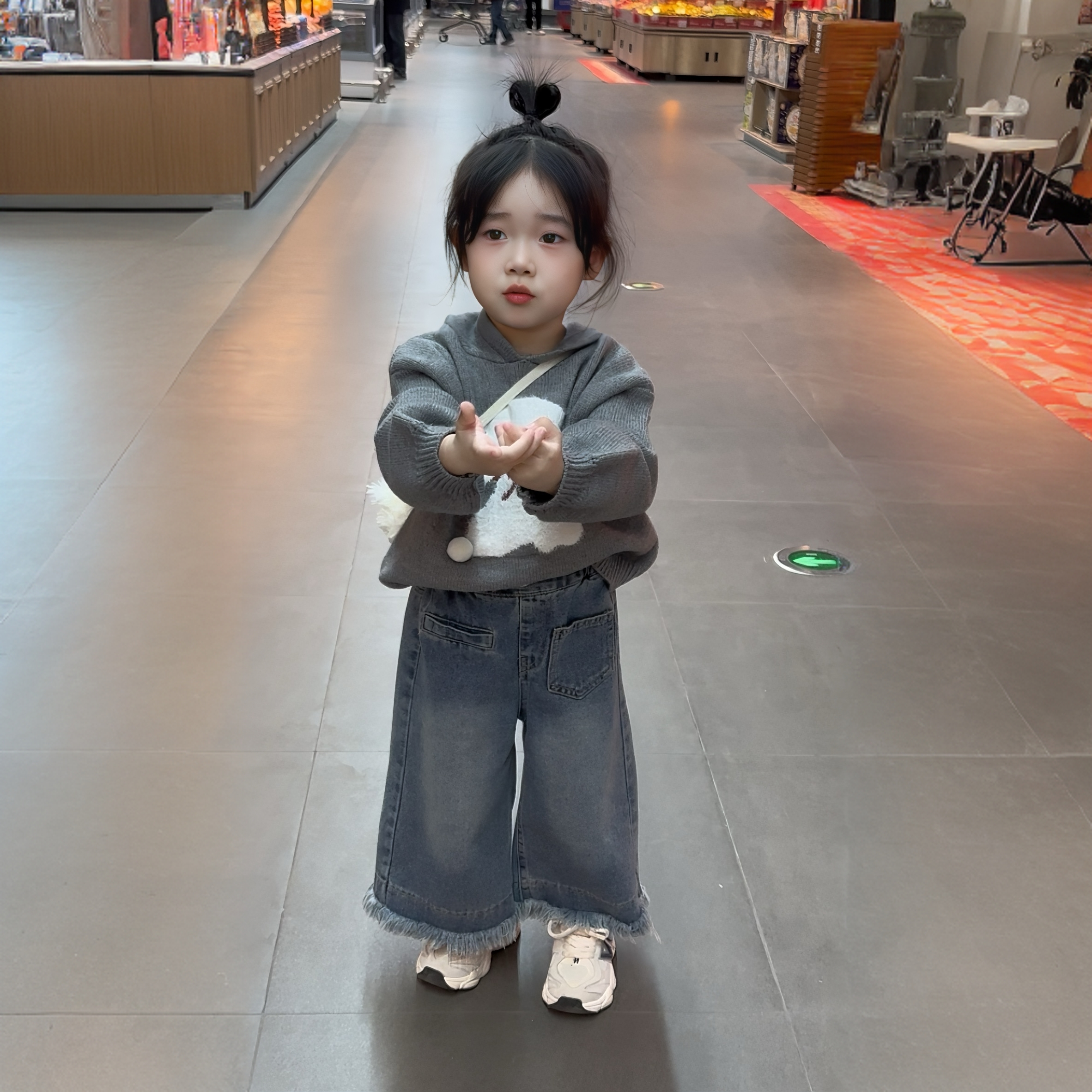  女童打底衫2025春秋新款中小童韩版长袖上衣儿童洋气牛仔裤潮