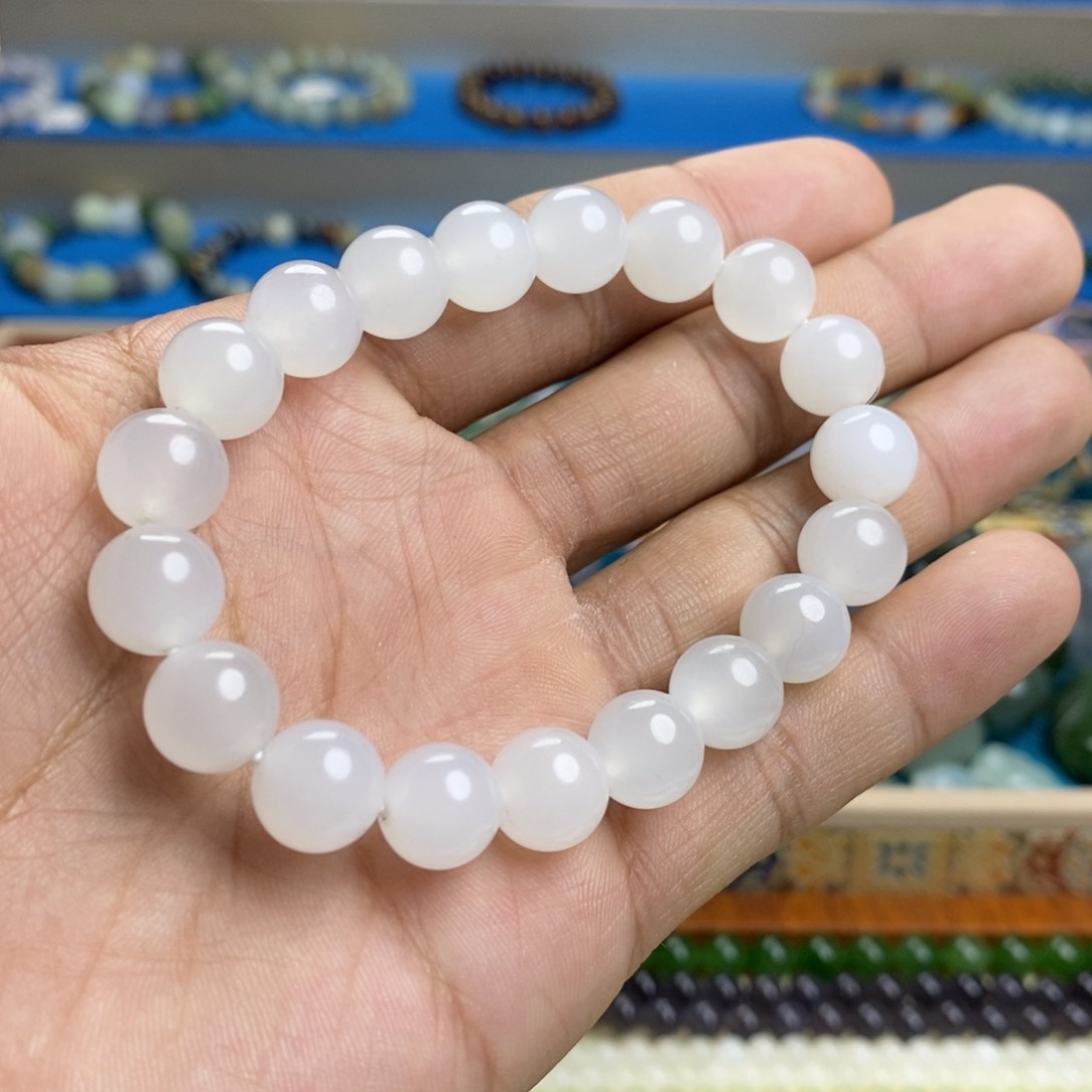 和田玉手串未镶嵌