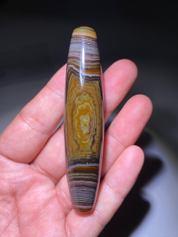 天然五色缠丝玛瑙，独特魅力尽显