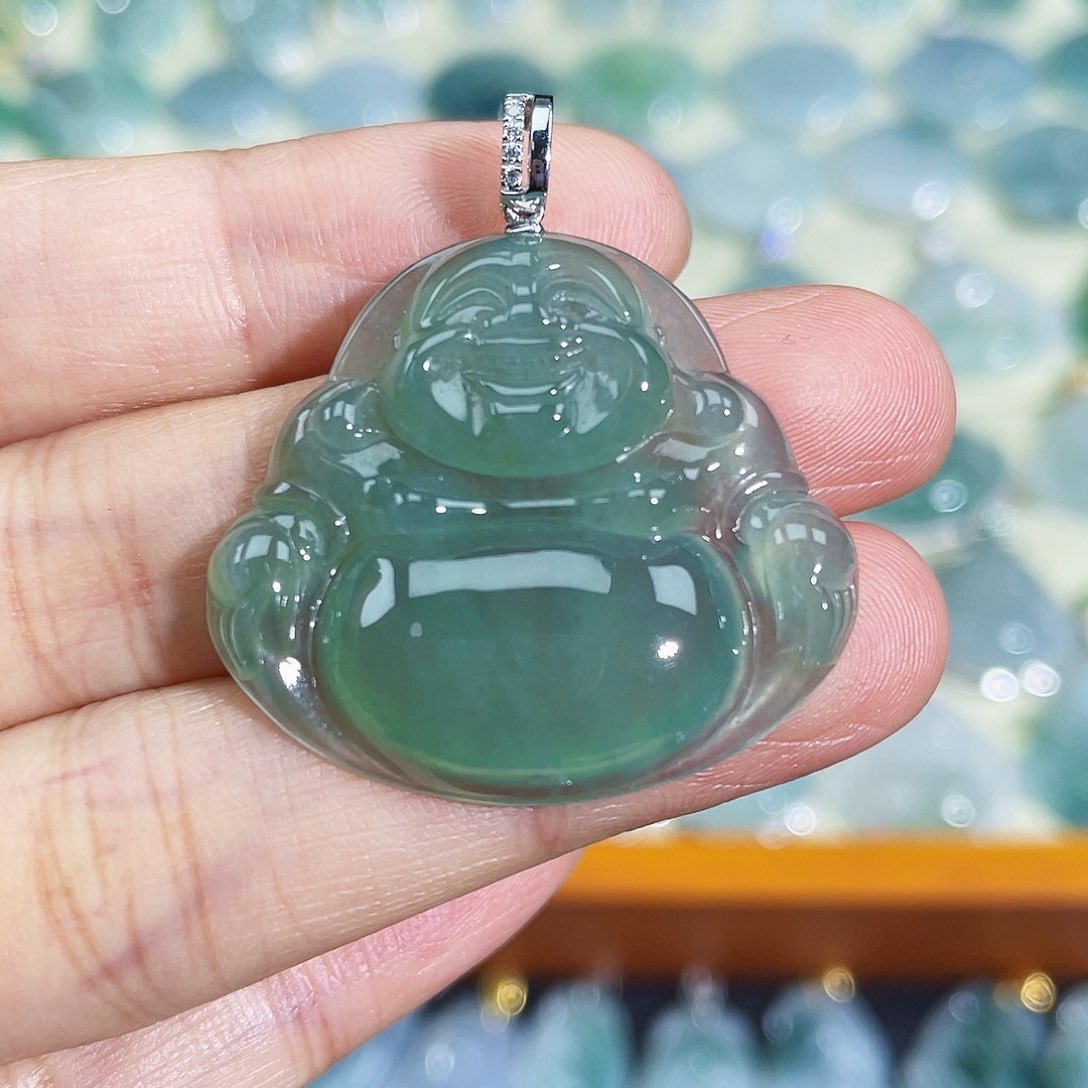 翡翠颈饰18K金镶嵌吊坠