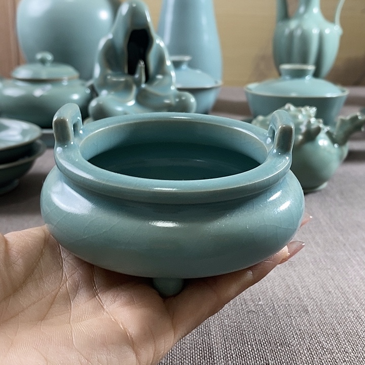 瓷片香炉一一一一一一一一一