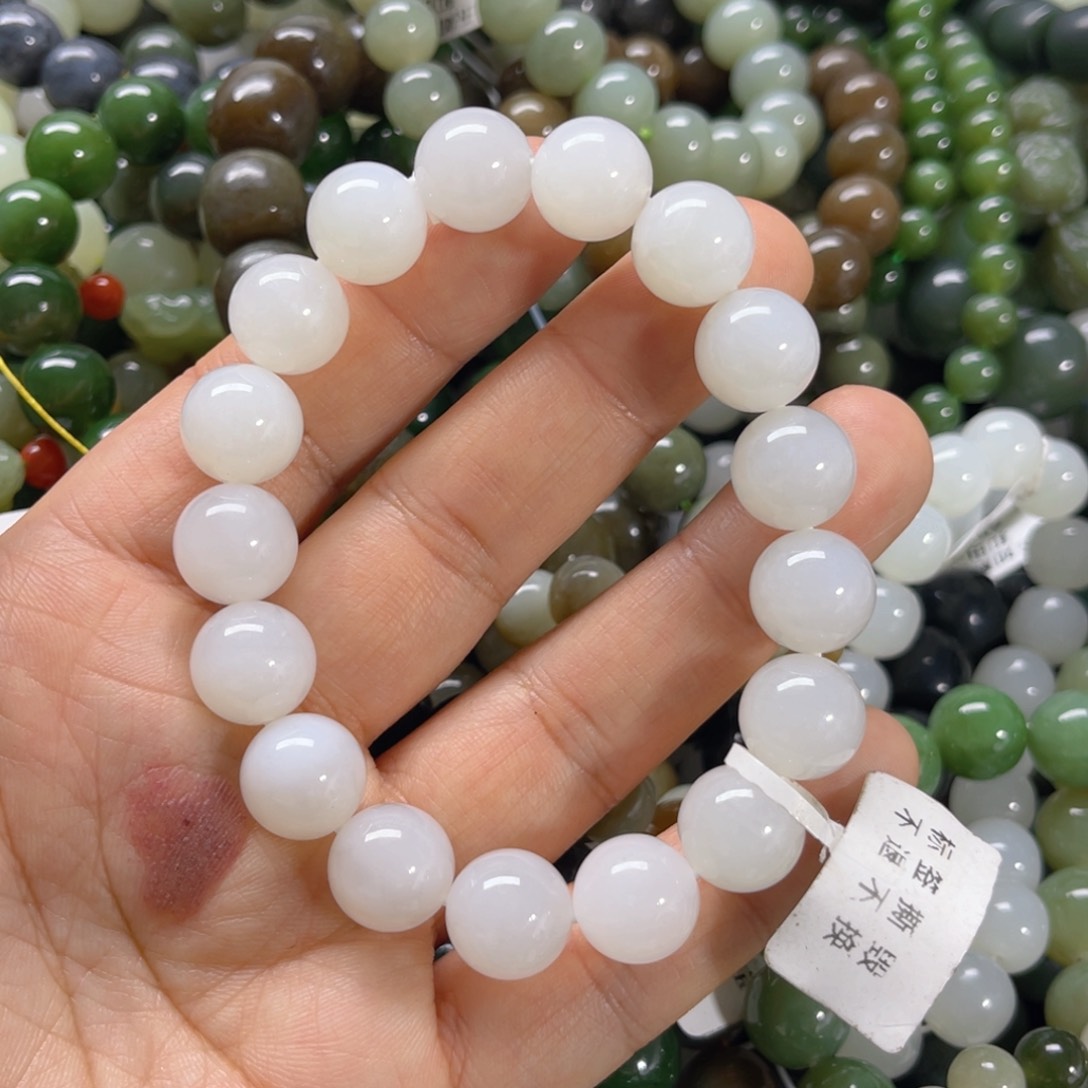 未镶嵌手链和田玉