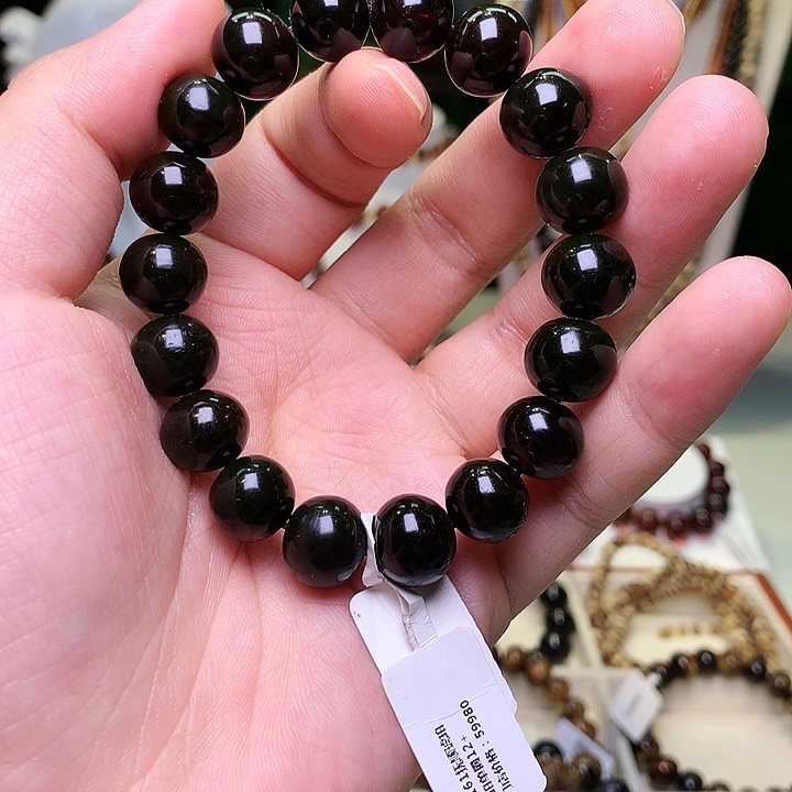 琥珀未镶嵌裸石抚顺琥珀161