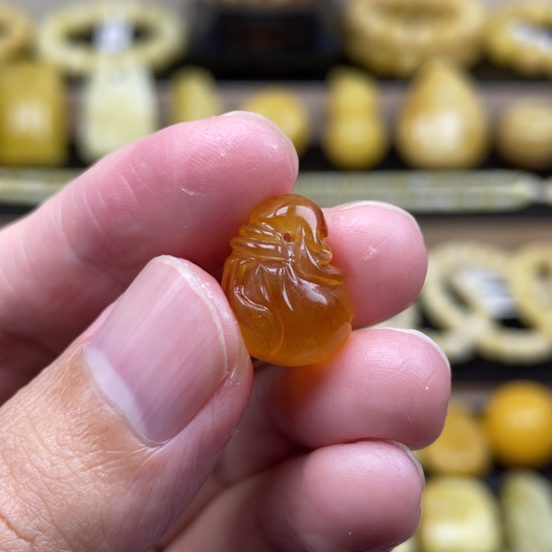 琥珀裸石未镶嵌琥珀蜜蜡