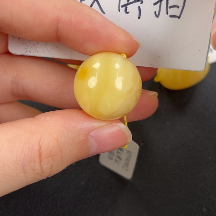 琥珀裸石未镶嵌天然13