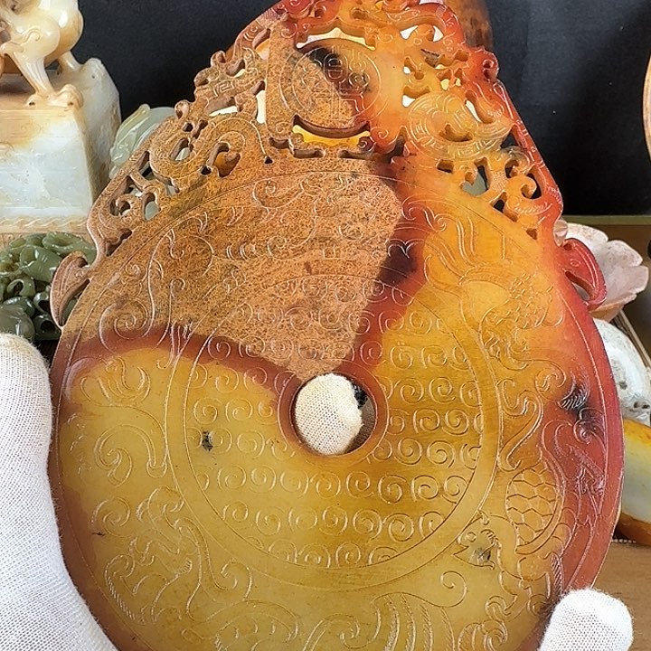 和田玉挂件未镶嵌坦**荡