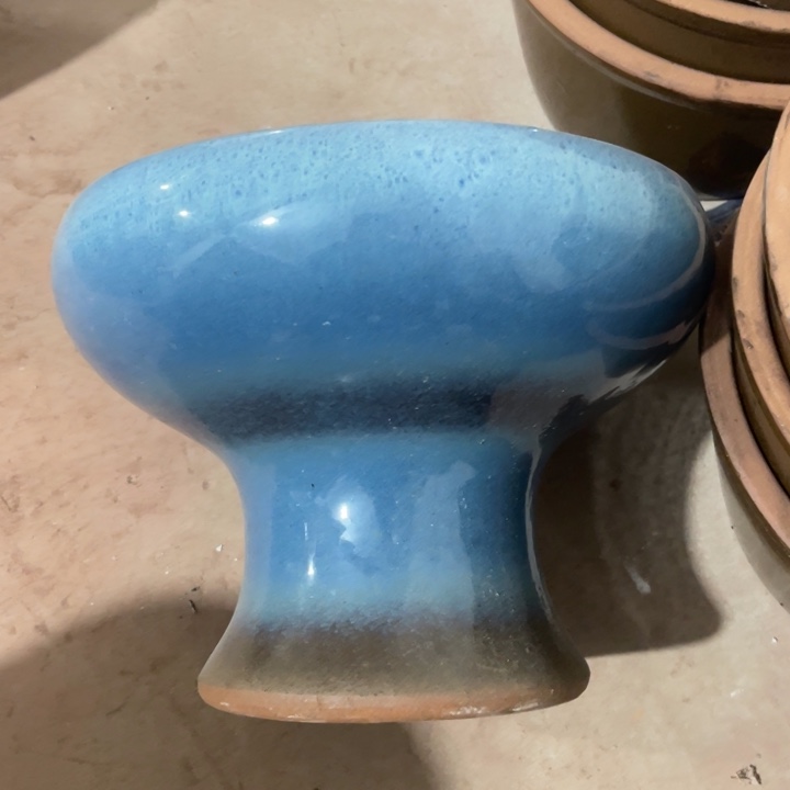 紫砂花盆口径29高度23一只