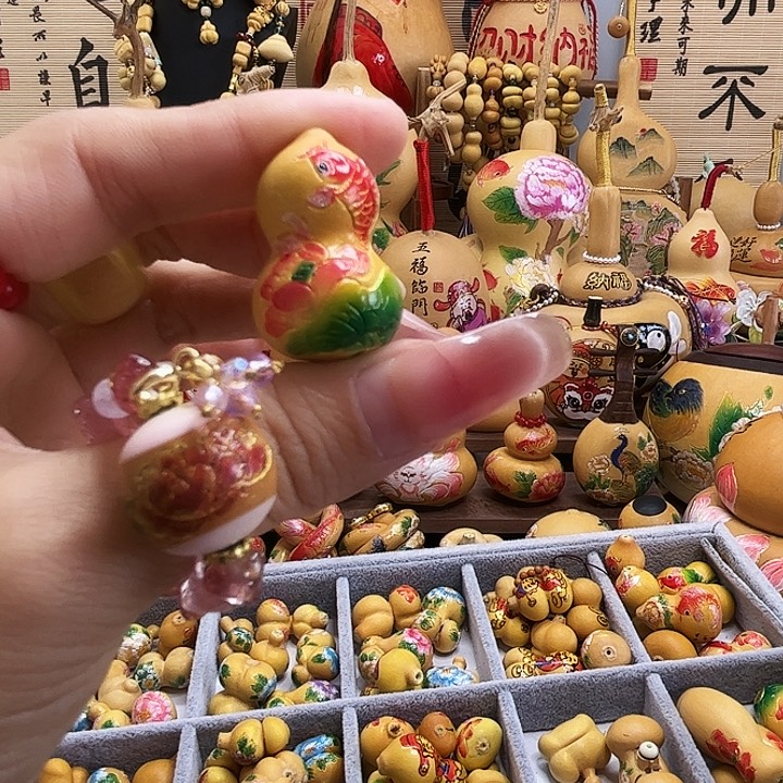 微***姐木质类纯手工磨刻葫芦