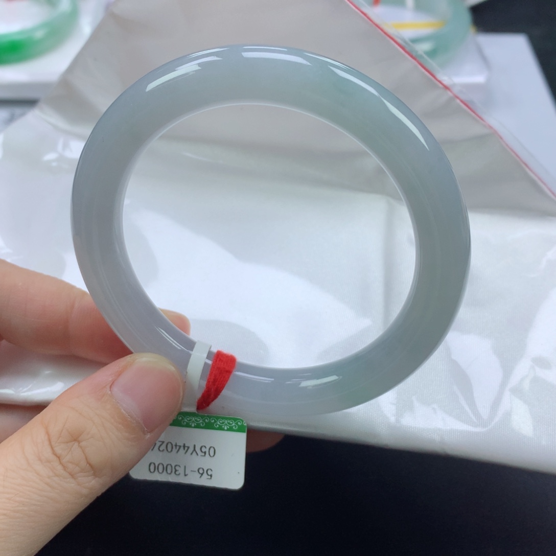 翡翠手镯未镶嵌缅甸天然翡翠手镯56圈口