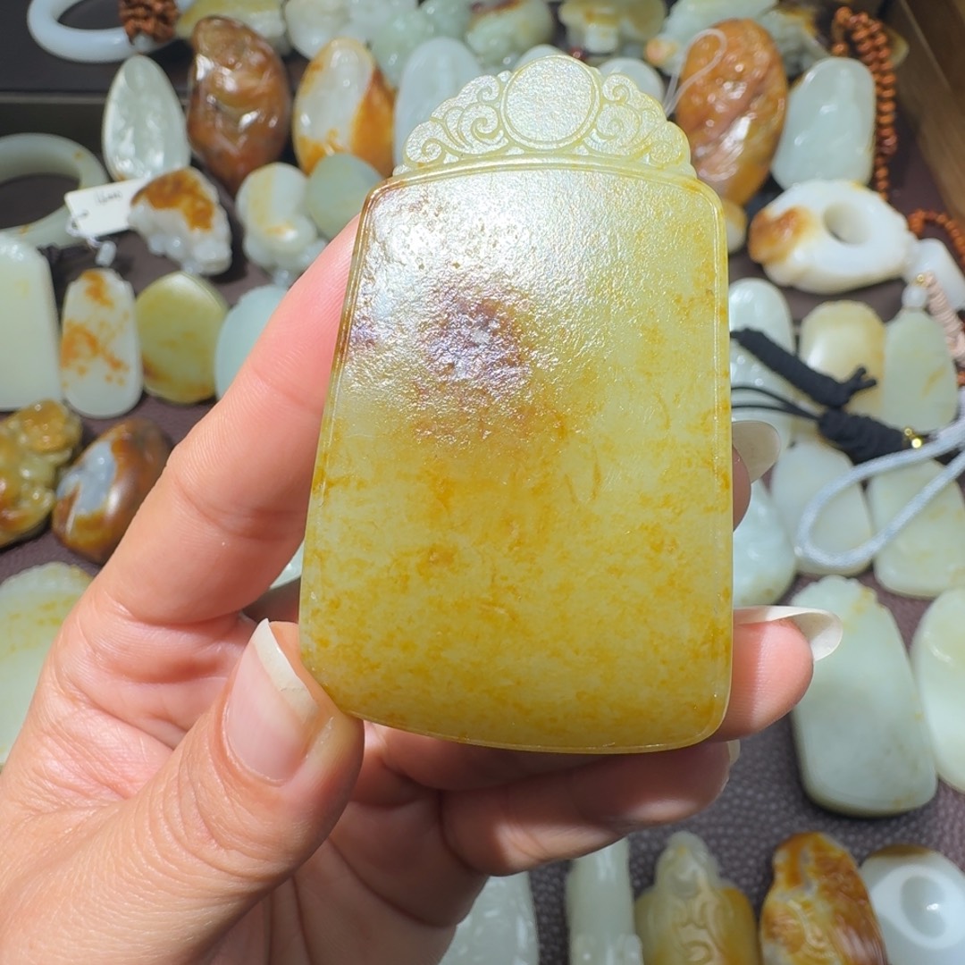 和田玉未镶嵌吊坠(不含链)