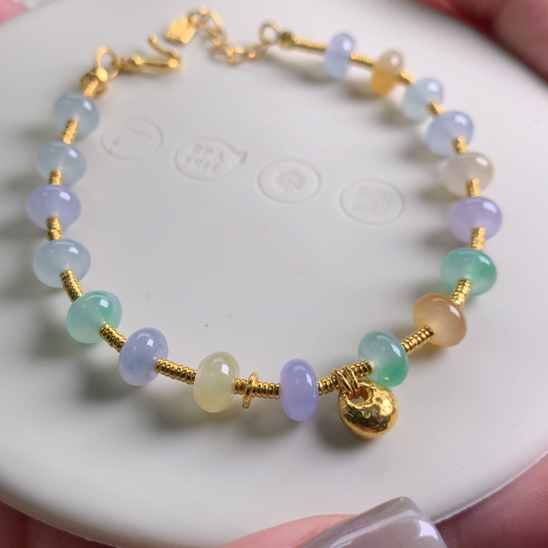 足金镶嵌手链翡翠