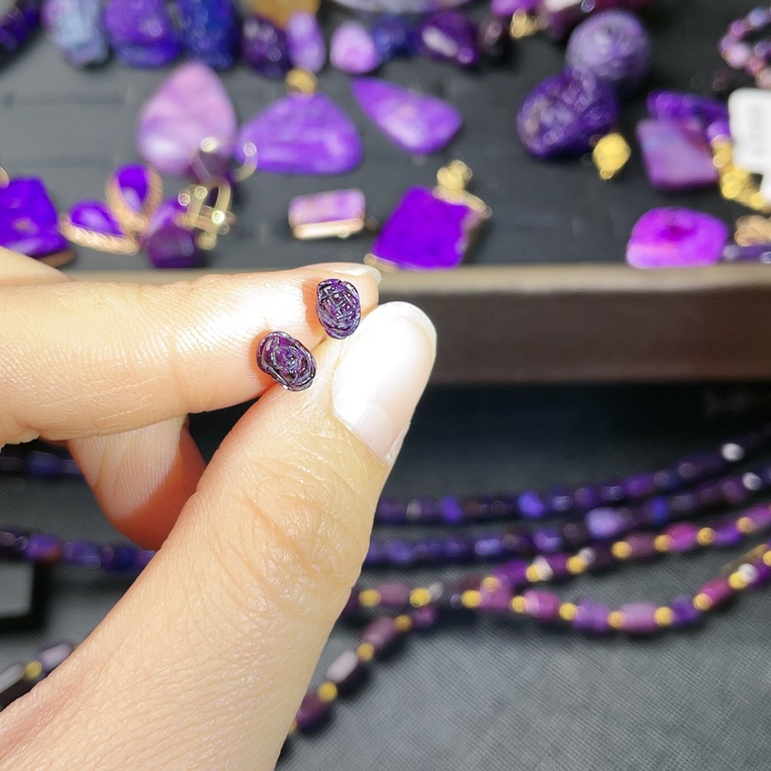 苏纪石（舒俱来）耳钉银S925镶嵌