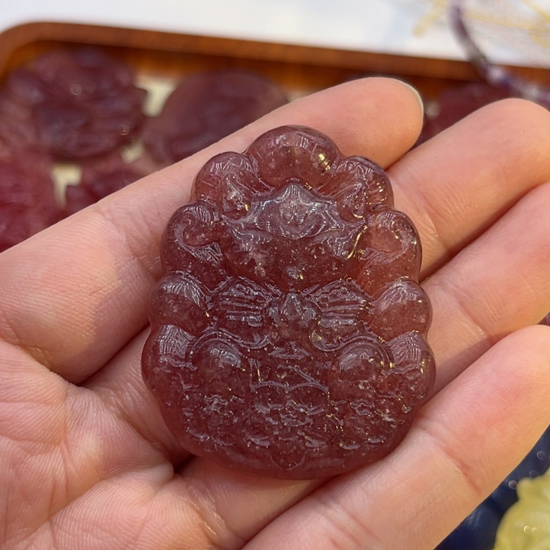 水晶颈饰未镶嵌l*草莓晶许愿31