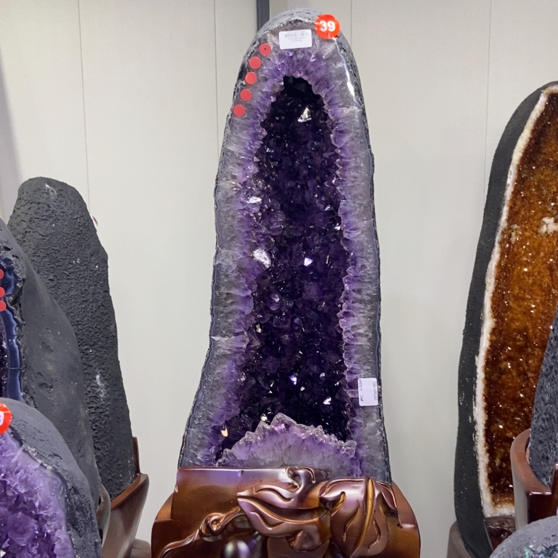 未镶嵌水晶大型摆件（非配饰）