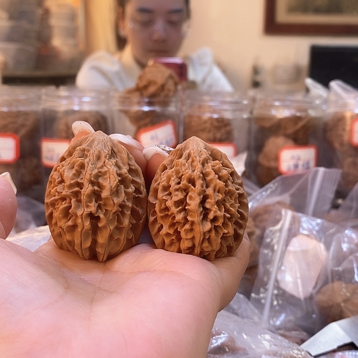 文玩核桃吊坠35招财鼠