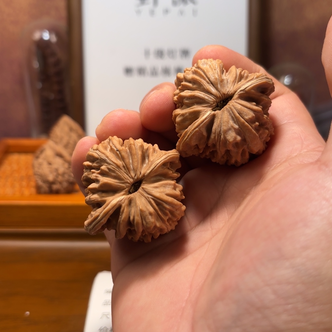 吊坠文玩核桃四座楼Q5908
