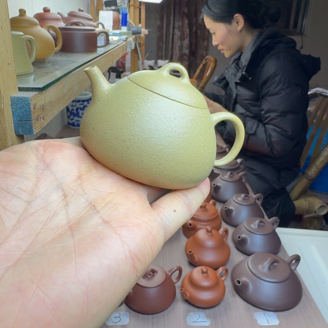 我****紫砂茶壶容量120cc
