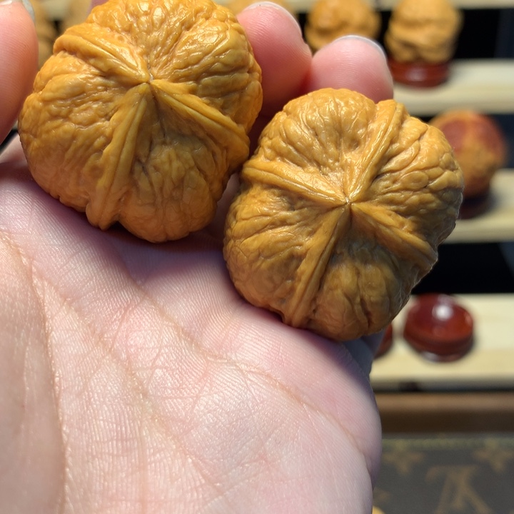 ****把件文玩核桃40金蟒1314
