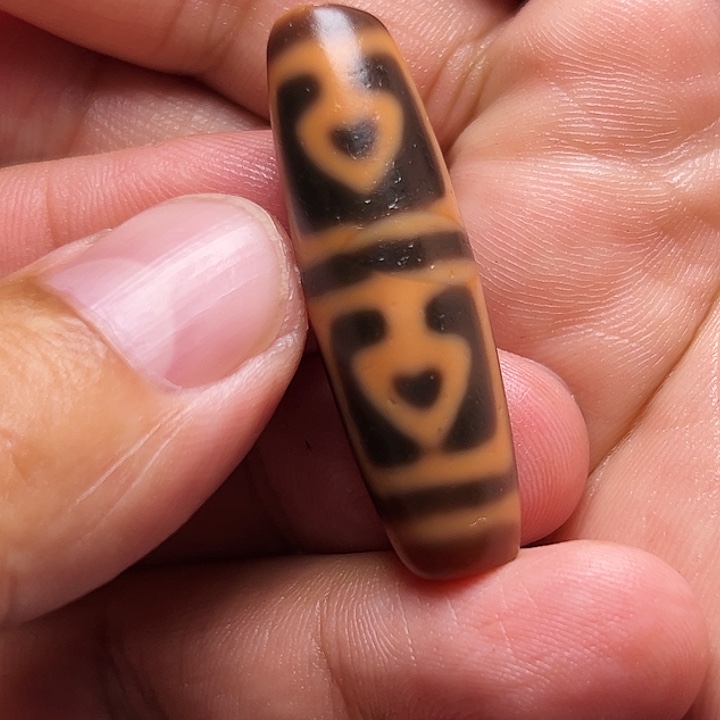 玛瑙/玉髓颈饰未镶嵌天**间