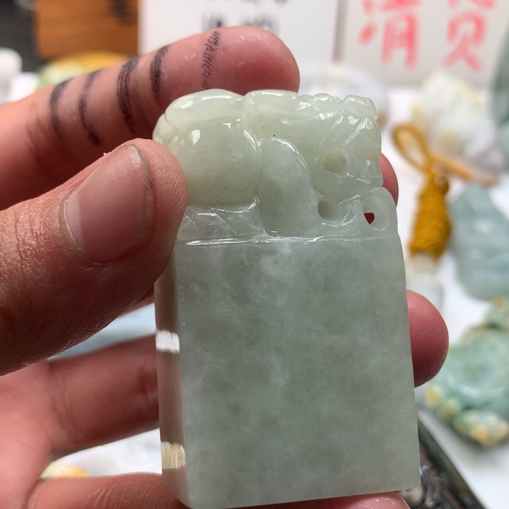 翡翠未镶嵌颈饰保真天然a货翡翠