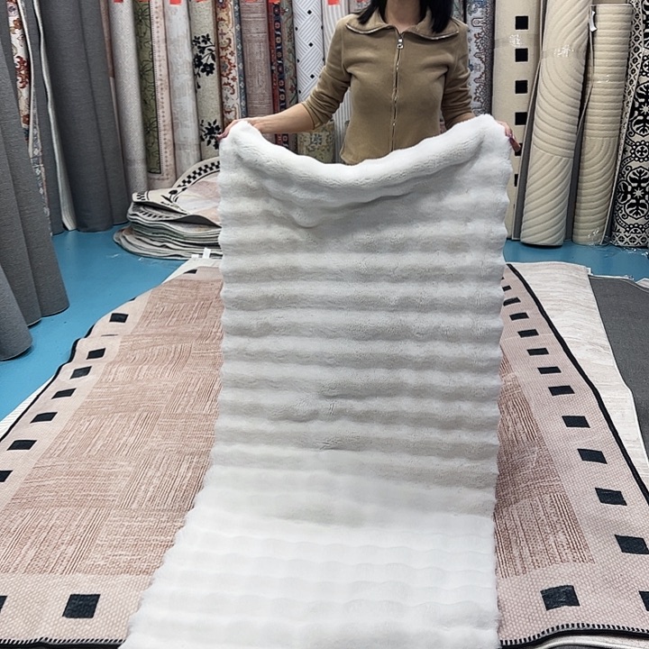 混纺80×200仿兔毛泡泡球麂皮绒底特价尺寸误差正负1-3厘米