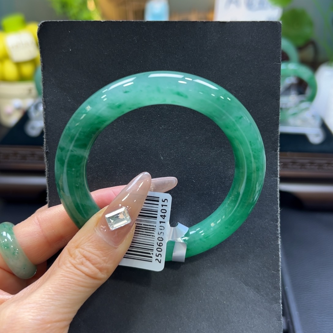 石英质玉（非洲翠）未镶嵌手镯56-57