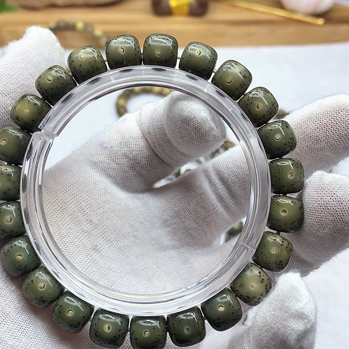 手串星月菩提9.5mm绿幽灵A1