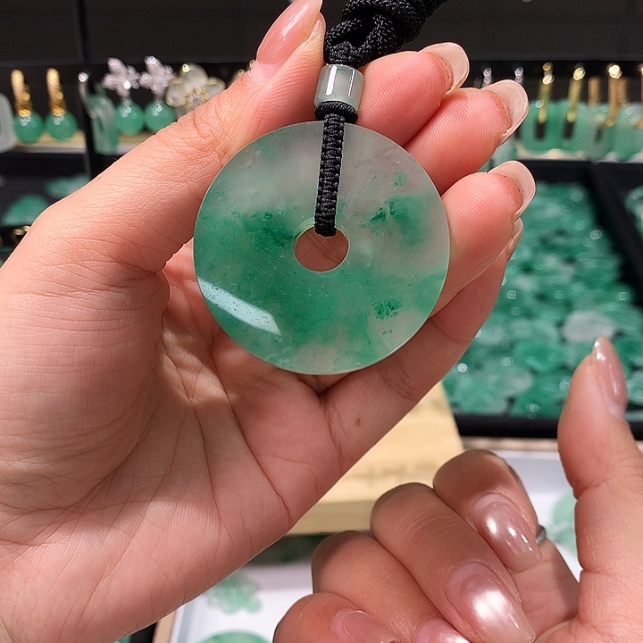 石英质玉未镶嵌吊坠(不含链)