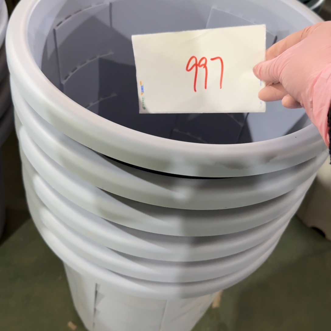 编号997微瑕无拖