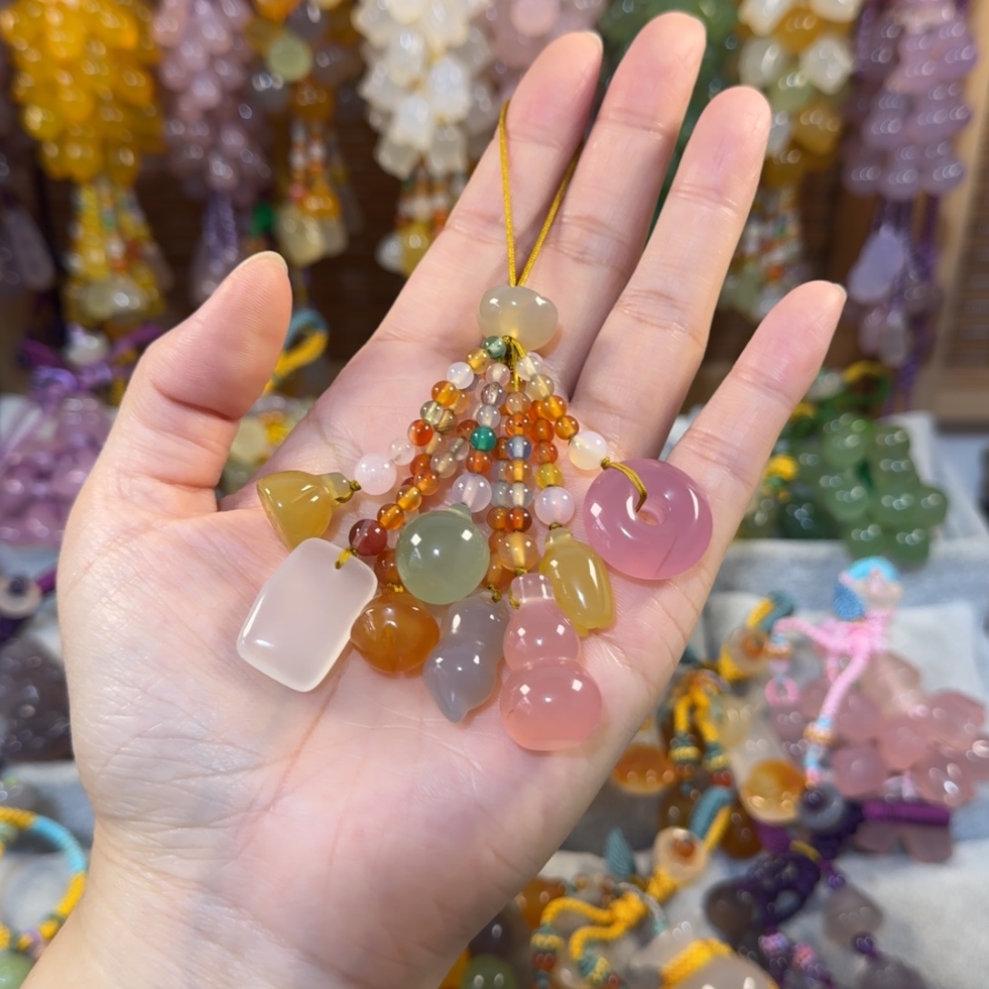 幸***人玛瑙/玉髓未镶嵌福利款挂件通货料子不挑新疆西藏不包邮