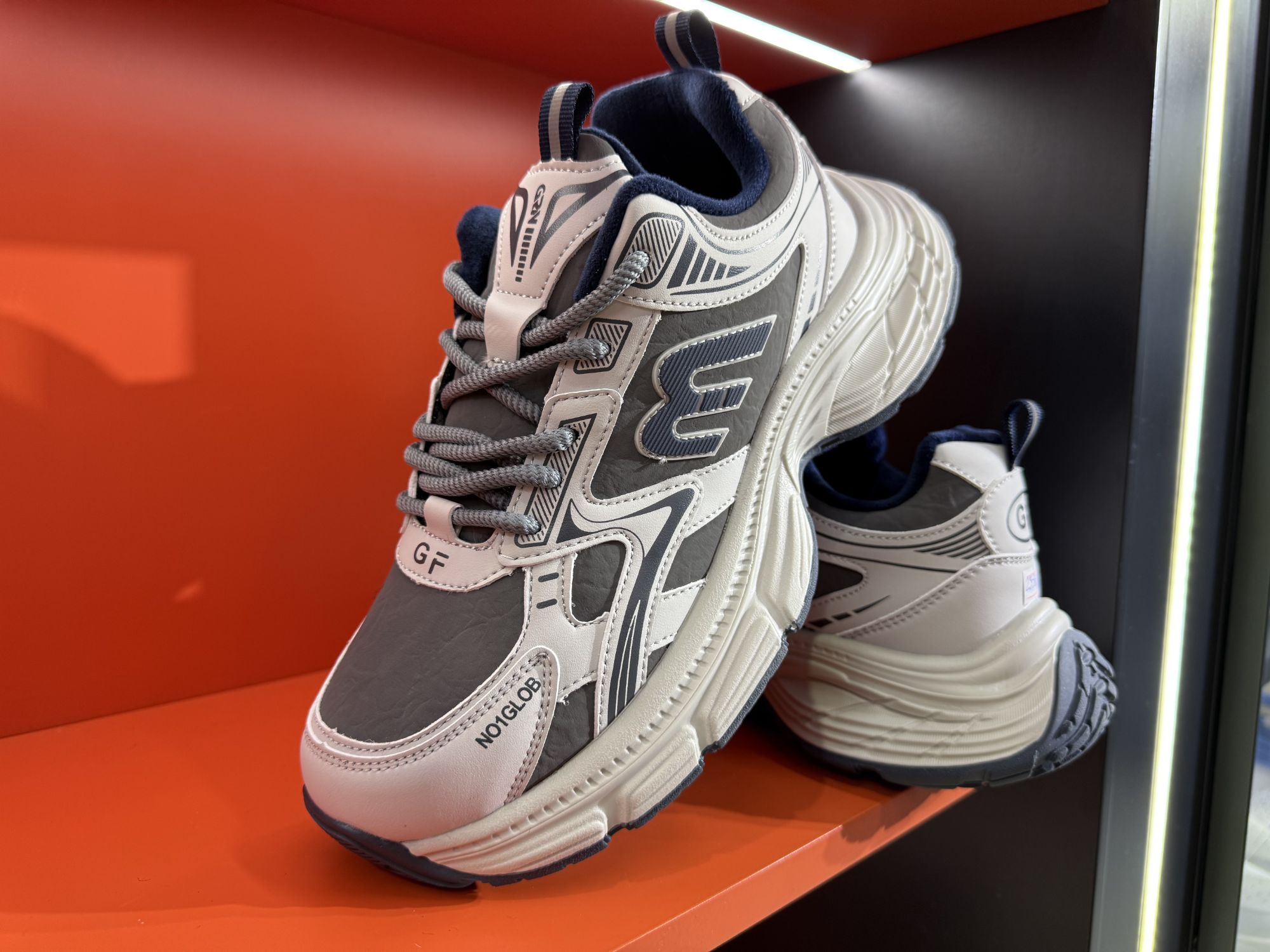 2536男士新款冬季加绒运动鞋老爹鞋百搭新疆本地仓