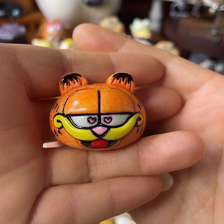 草***奶大叶紫檀（黑酸枝木类）大鹿角加菲猫